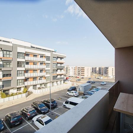 Retreat To A Stylish Home At West Residence Oradea Exterior photo